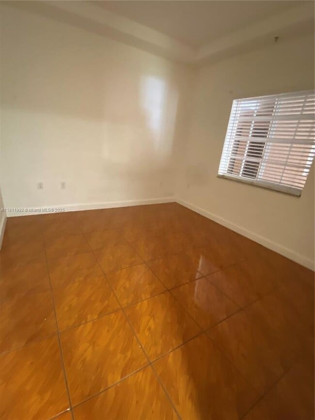 Building Photo - 17455 NW 75th Pl