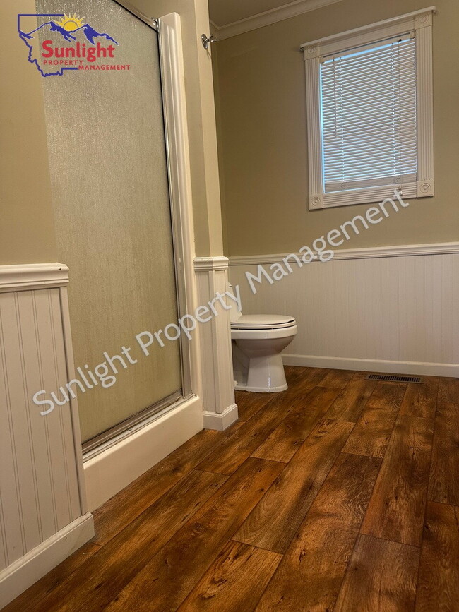 Building Photo - Charming Country Home with Bonus Room and ...