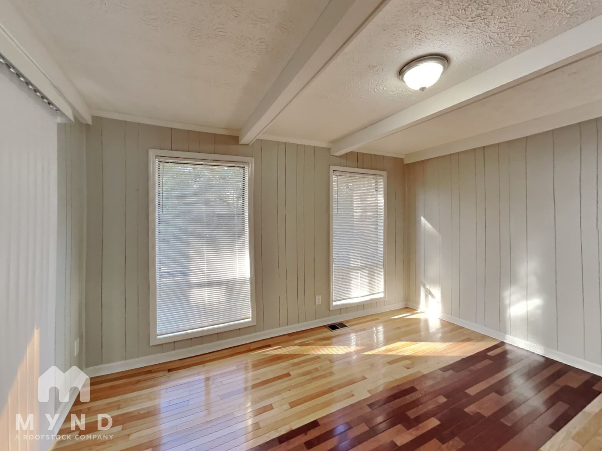 Building Photo - 33 Pinewood Terrace