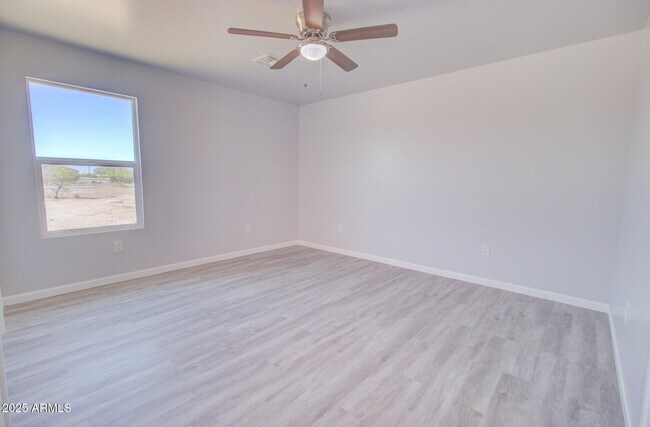 Building Photo - 3485 W Paraiso Dr