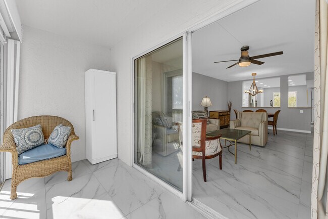 Building Photo - 7192 Huntington Ln