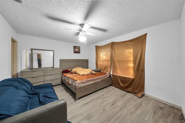 Building Photo - 6510 Oak Forest Ct