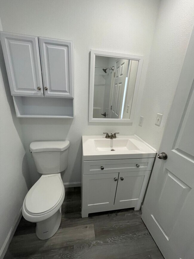 Building Photo - Townhomes Now Available in Strafford MO!