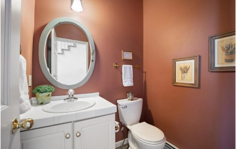 Building Photo - 509 Viola St