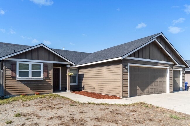 Building Photo - Single Family Home In Airway Heights!!