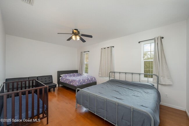 Building Photo - 2842 Glenridge Cir