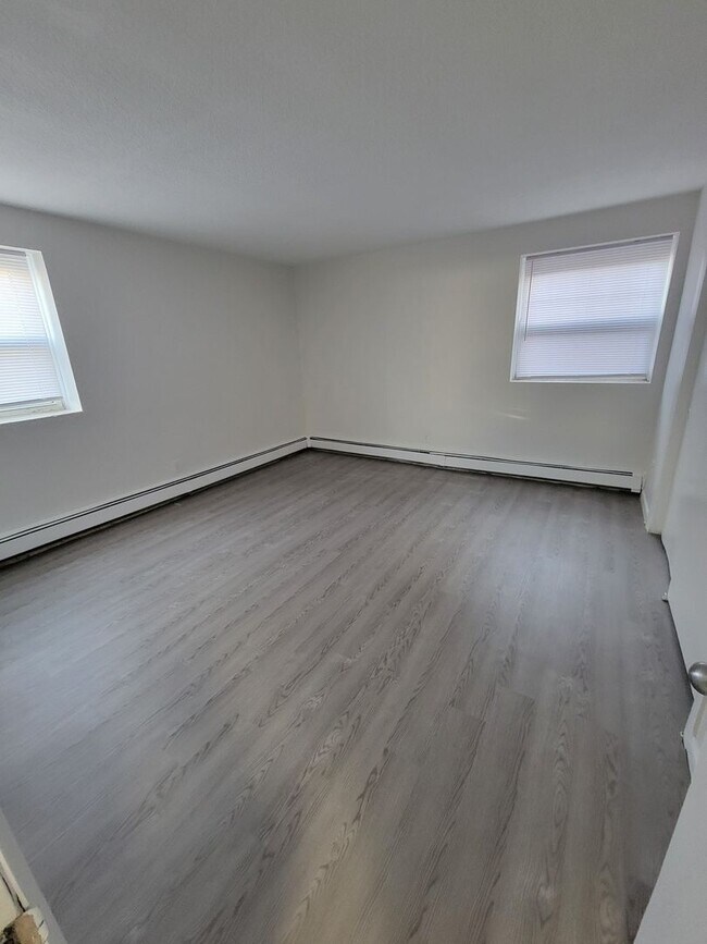 Interior Photo - 1 Rosa St