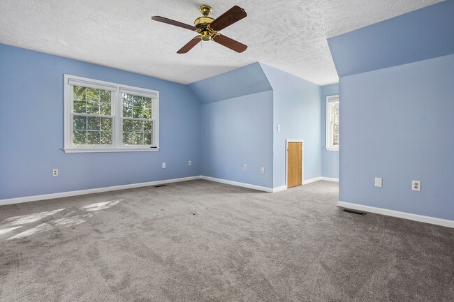 Building Photo - Spacious Home in Severna Park