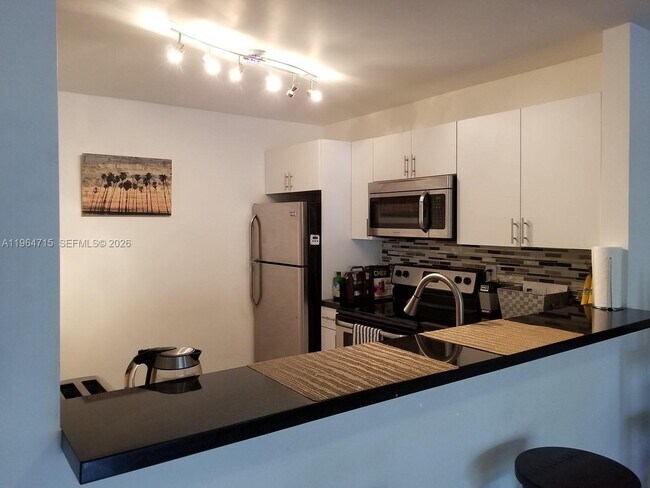 Building Photo - 7845 Camino Real