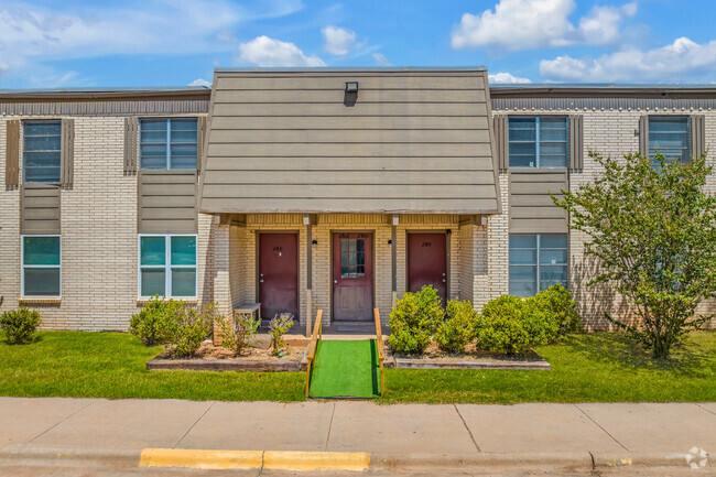 Building Photo - Deep Creek Apartments