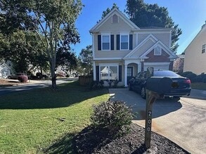 Building Photo - 200 Wellisford Ct