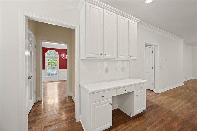 Building Photo - 10950 Kimball Crest Dr