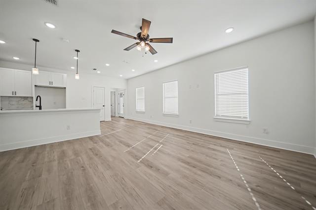 Building Photo - 3165 Karen St