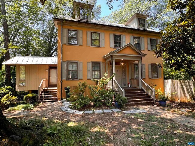 Building Photo - 29 University Cir