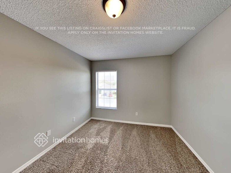 Building Photo - 13500 Mallard Crossing St