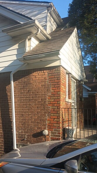 Primary Photo - 15062 Cruse St