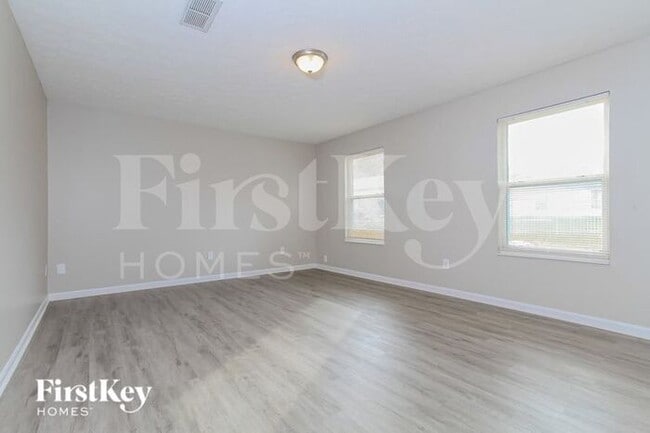 Building Photo - 9909 Trapp Ln