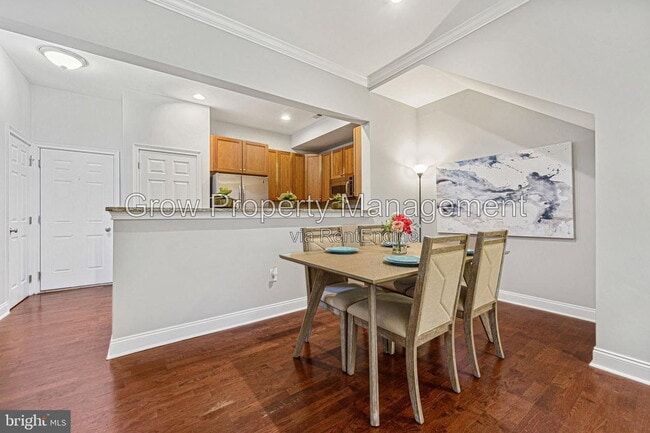 Building Photo - 202 Captains Way
