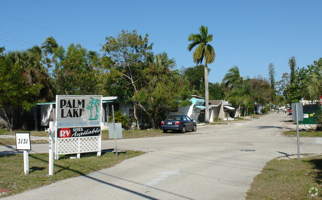 Exterior Image - Palm Lake Mobile Home Park