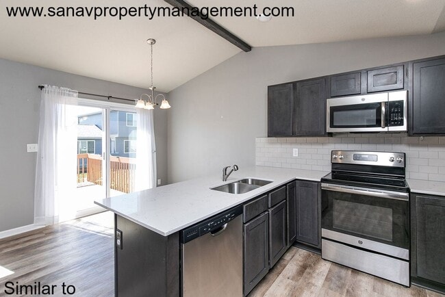 Building Photo - 3040 Worchester Dr