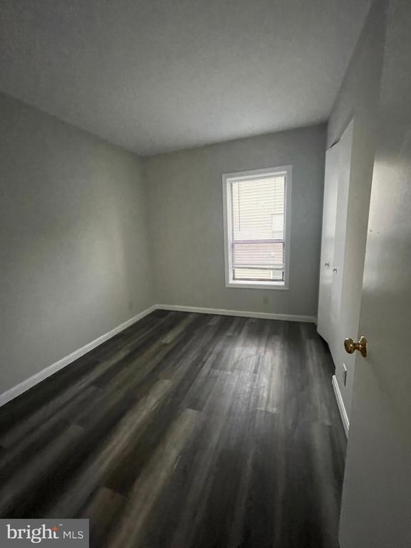 Building Photo - 102 Buckingham Ln