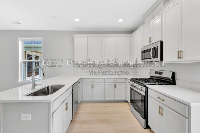 Building Photo - 8806 Lannister Dr