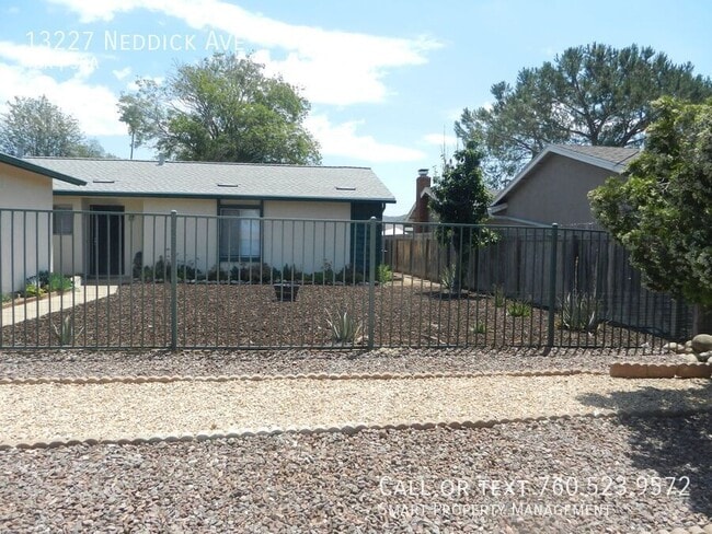 Primary Photo - 13227 Neddick Ave