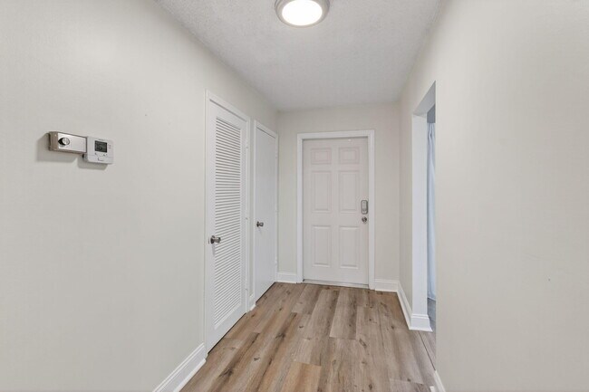 Building Photo - 21682 Cypress Rd