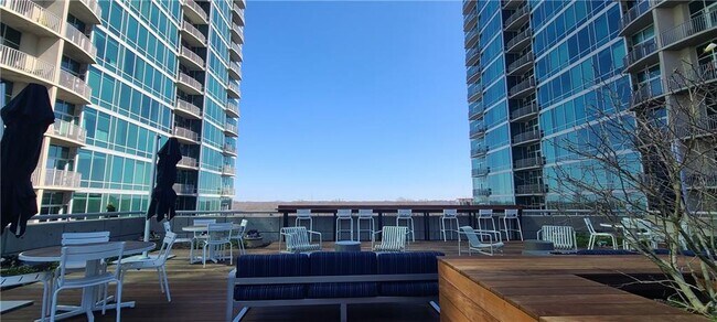 Building Photo - 943 Peachtree Rd NE