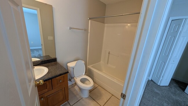 Building Photo - 3376 Sawtooth Dr