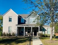 Building Photo - 1620 Rosemary Pk