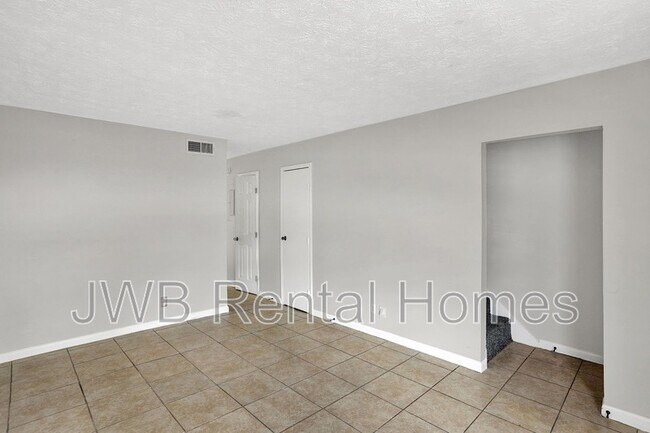 Building Photo - 2859 Yellow Pine Ct
