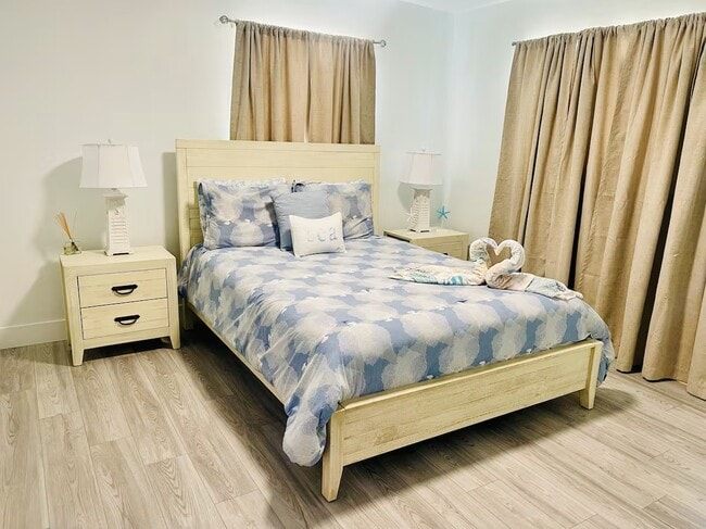 Building Photo - 237 2nd Rd