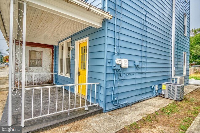 Building Photo - Coming Soon a Spacious Four Bedroom Home i...