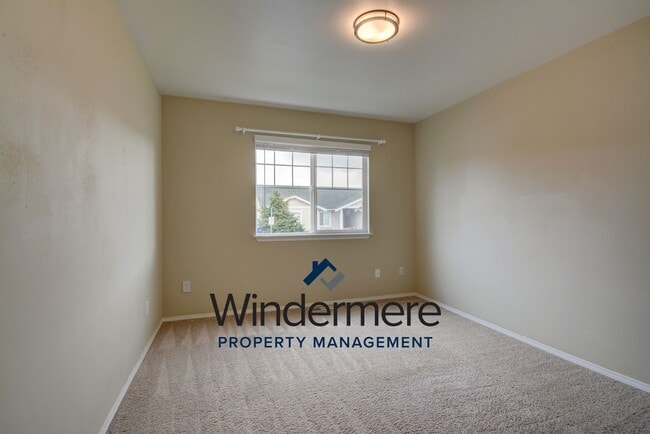 Building Photo - 3 Bed 2 Bath House in Spring Hollow