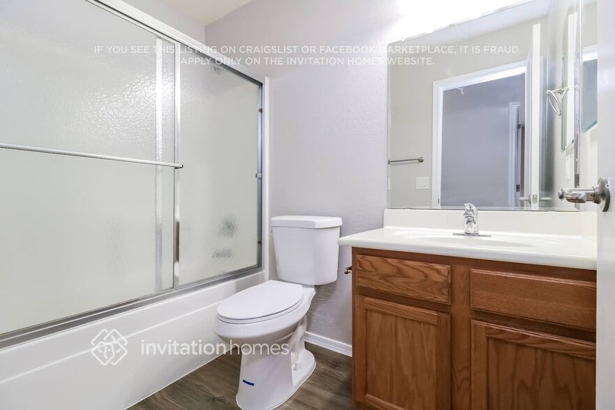 Building Photo - 21836 W Mohave St