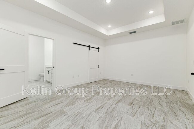 Building Photo - 3845 Osprey Pointe Cir