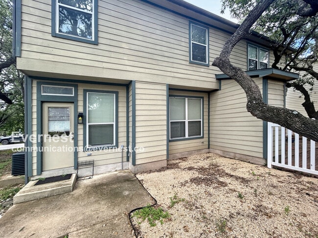 Building Photo - 6013 Negley