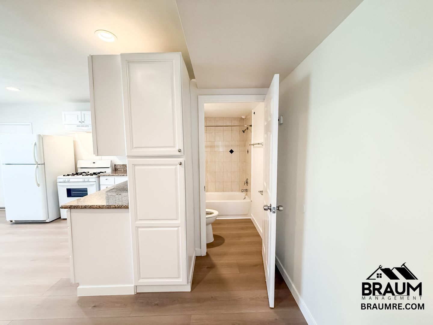 Building Photo - 1537 Franklin St