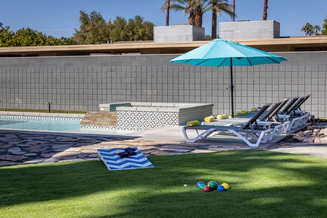 Building Photo - Desert Xscape - Pool, Jacuzzi, and Pet Friendly! (Monthly Only - No Long Term)