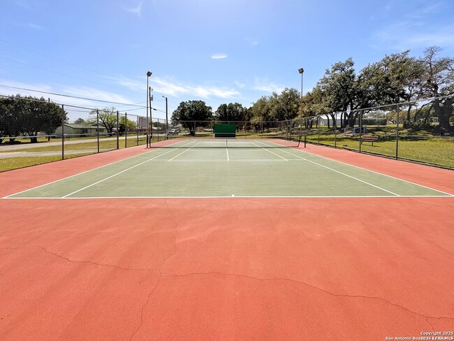 Building Photo - 1150 Green Hill Dr