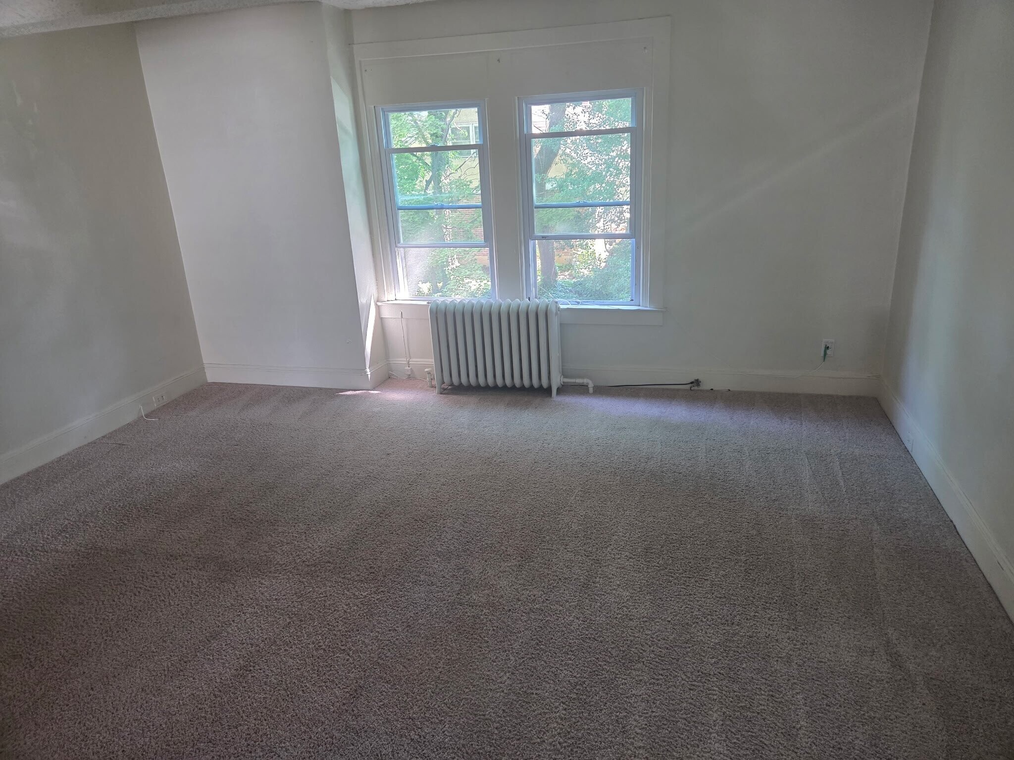Building Photo - 412 Highland Ave