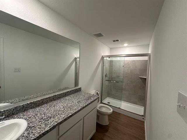 Building Photo - 1132 Ashwood Dr