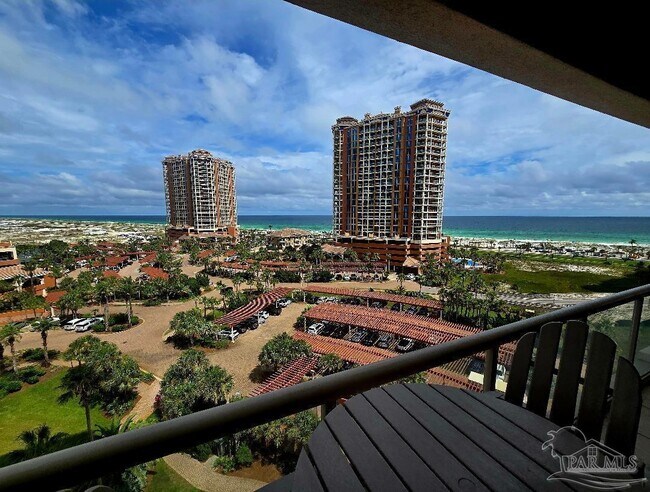 Building Photo - 4 Portofino Dr