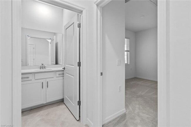 Building Photo - 5807 Double Eagle Cir