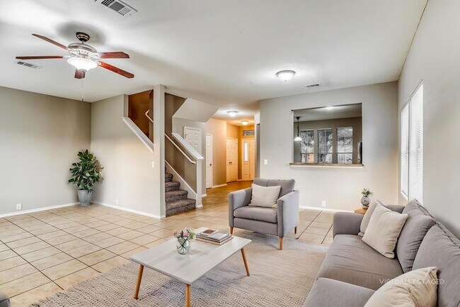 Building Photo - 6331 Scotchwood Dr