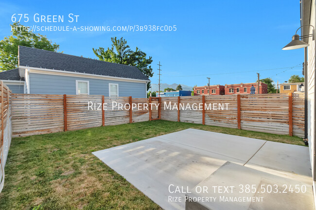 Building Photo - Remodeled 2 Bedroom in the heart of Salt L...