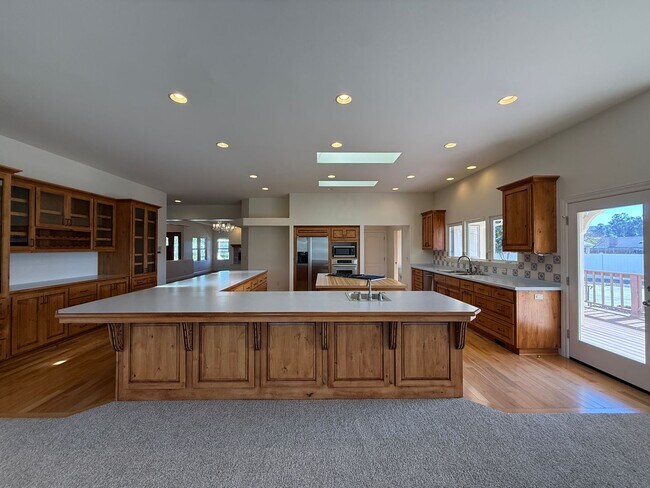 Building Photo - Beautiful Orcutt Custom Home in Solomon Estates on Approx One Acre