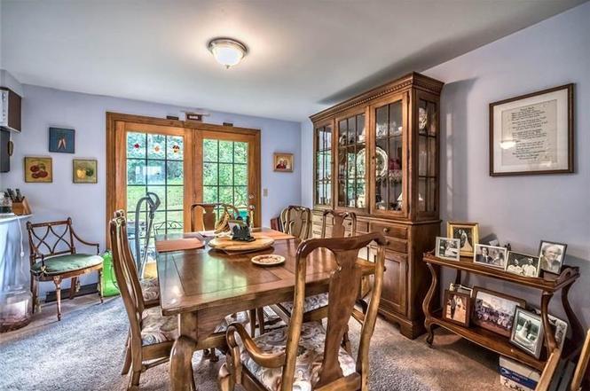 Building Photo - 4304 Royalview Dr