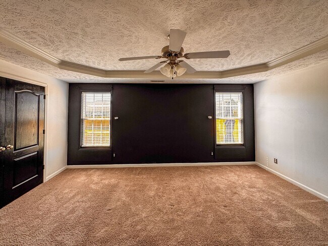 Building Photo - Lovely 4 Bed 2 Bath Home in Hope Mills
